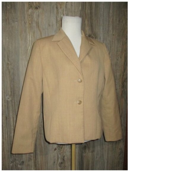 Pendleton Sz 12 Petite 12P Suit Blazer 100% Virgin Wool 2 Button Beige Tan - Picture 1 of 14